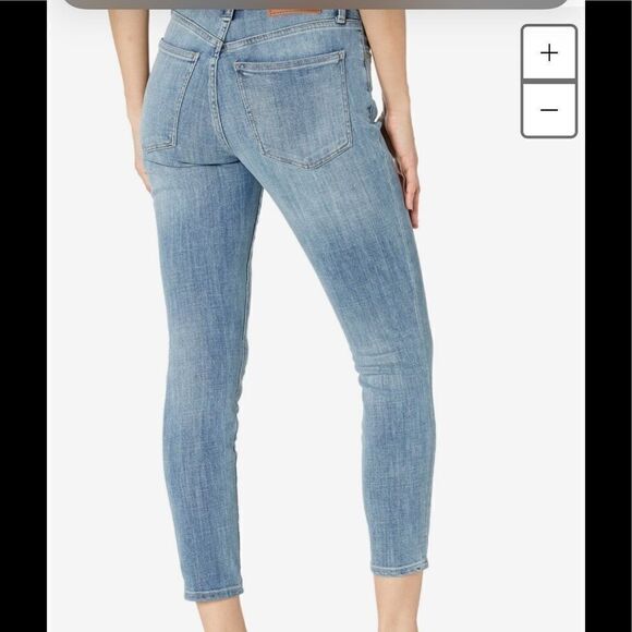 New with tags Lucky Brand High Rise Skinny Bridgette jeans,button fly sz 8/29A - Picture 2 of 9